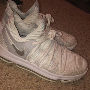 KD 10 basketball shoes (men’s 7.5)
